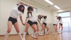 Japanese Schoolgirls Get Facial Cum-Shot